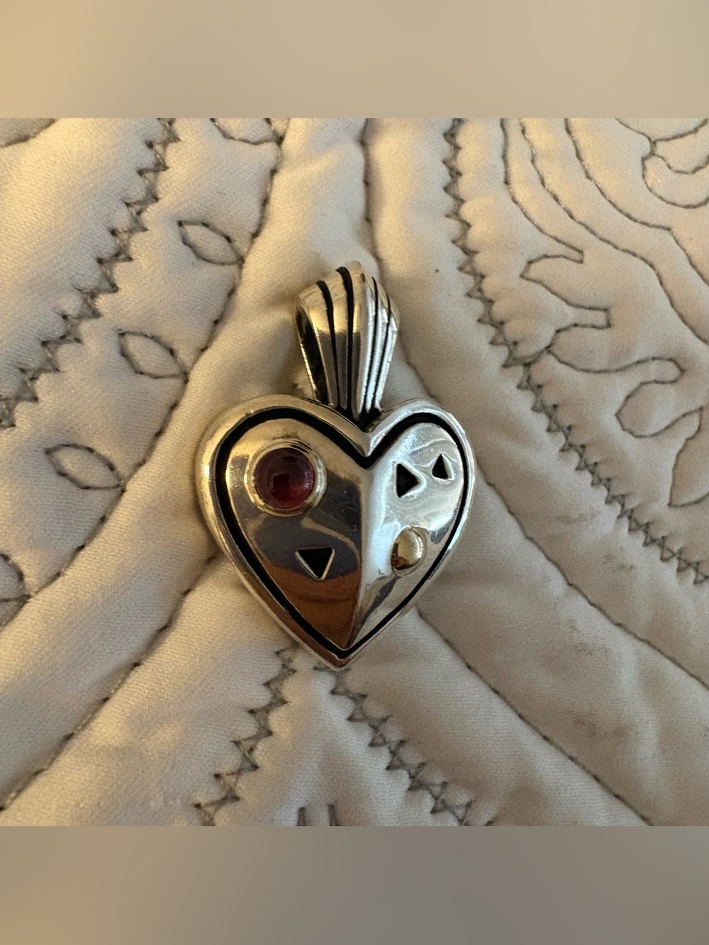 John Atencio 925 Sterling Silver and 18K Heart Pendant with Amethyst - Picture 4 of 11
